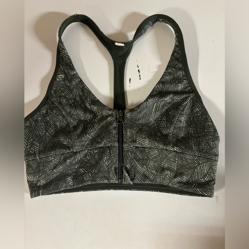 Lululemon Sports Bra Size S
